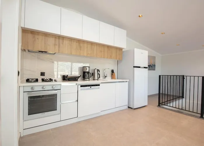 Asfiya Loft Aparthotel 4*